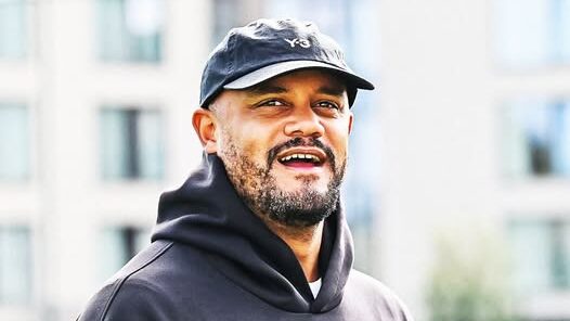 Kompany a brüsszeli ifjúsági projektjéről: 13 év alatt 12 millió euró, megtérülés nélkül